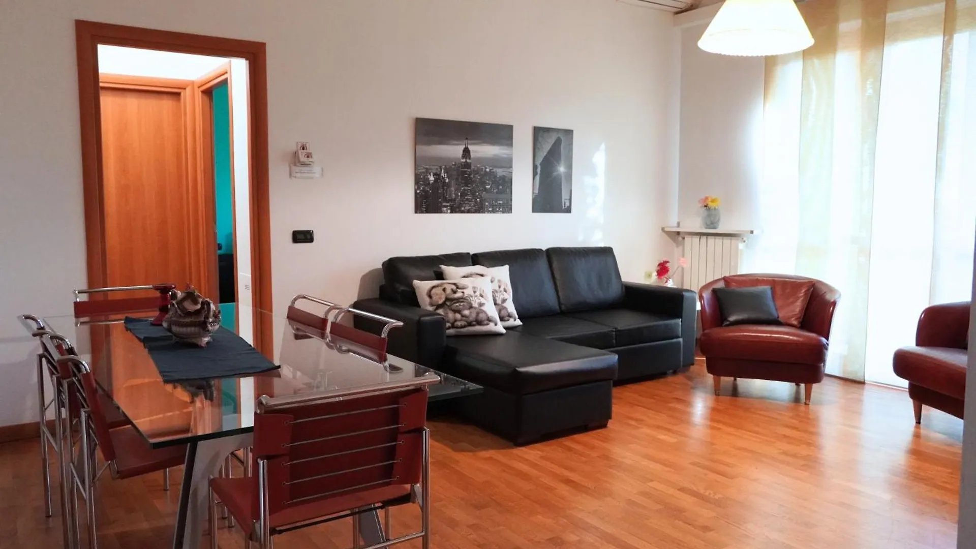 Roma 1 Apartment - The V Collection Turate 0*,  Italy
