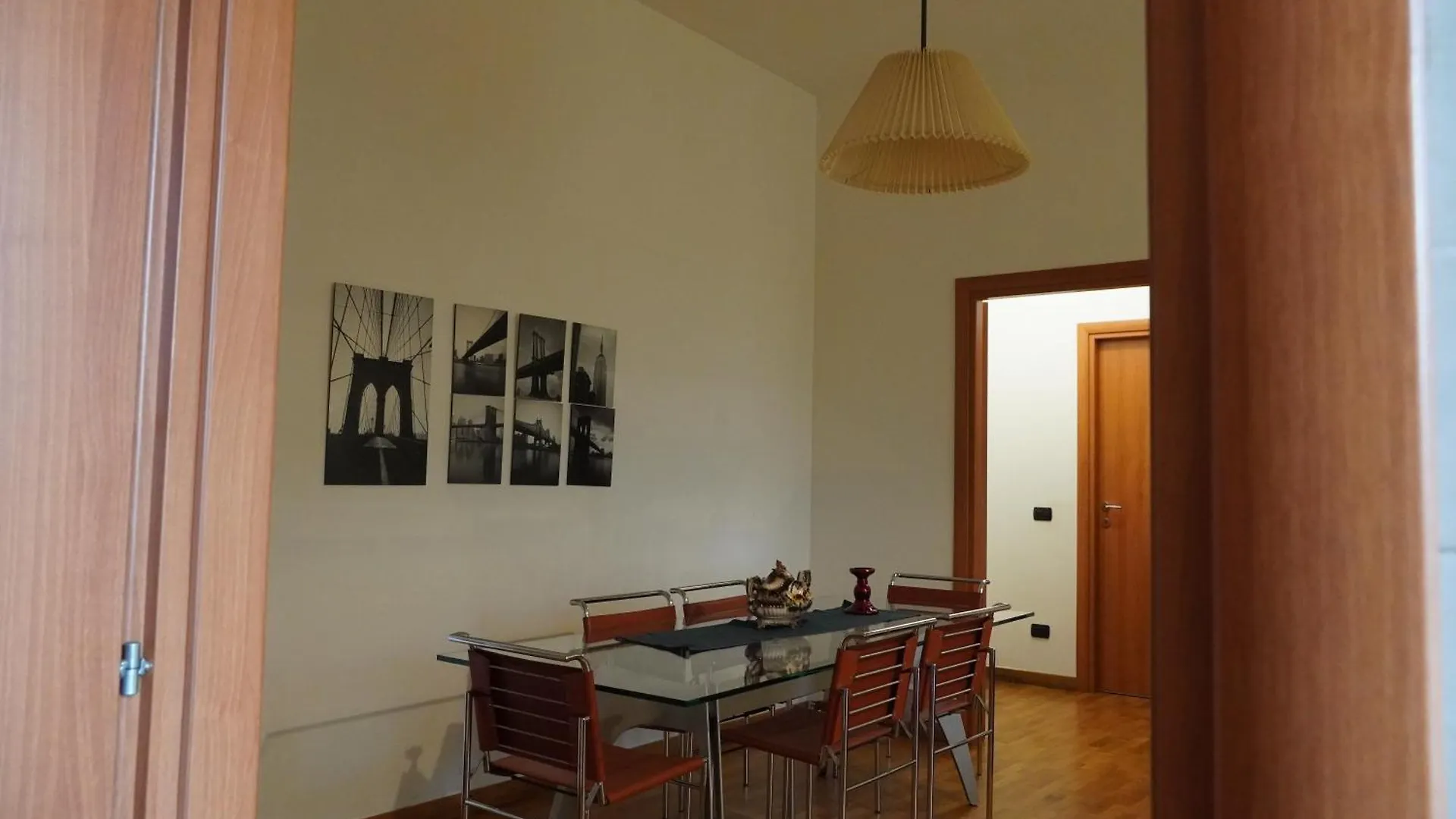 Roma 1 Apartment - The V Collection Turate Italy
